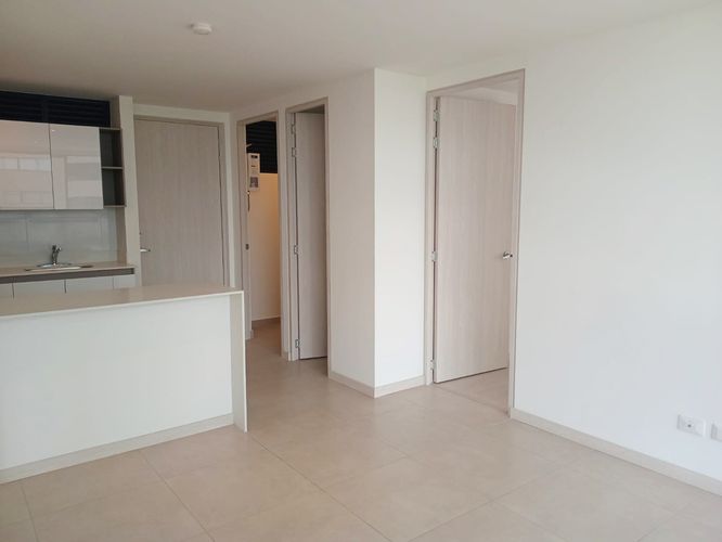 Apartamento de 2 alcobas en arriendo en El Poblado, Medellín, 65 m² · foto 4 de 16
