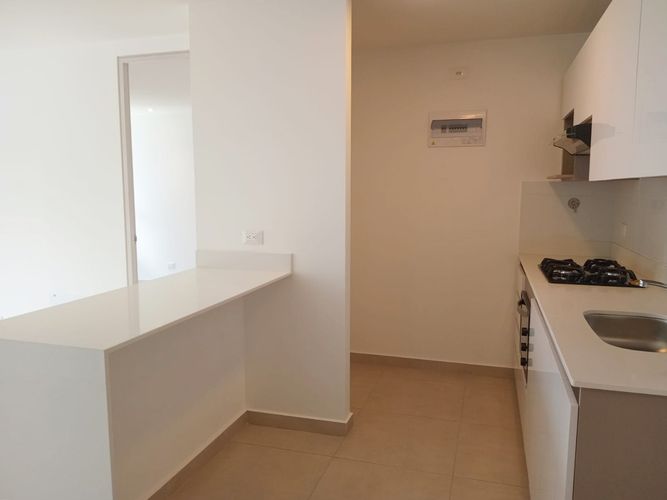 Apartamento de 2 alcobas en arriendo en El Poblado, Medellín, 65 m² · foto 7 de 16