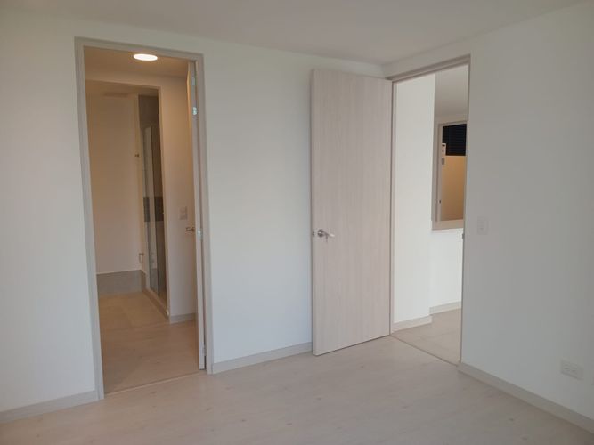 Apartamento de 2 alcobas en arriendo en El Poblado, Medellín, 65 m² · foto 9 de 16
