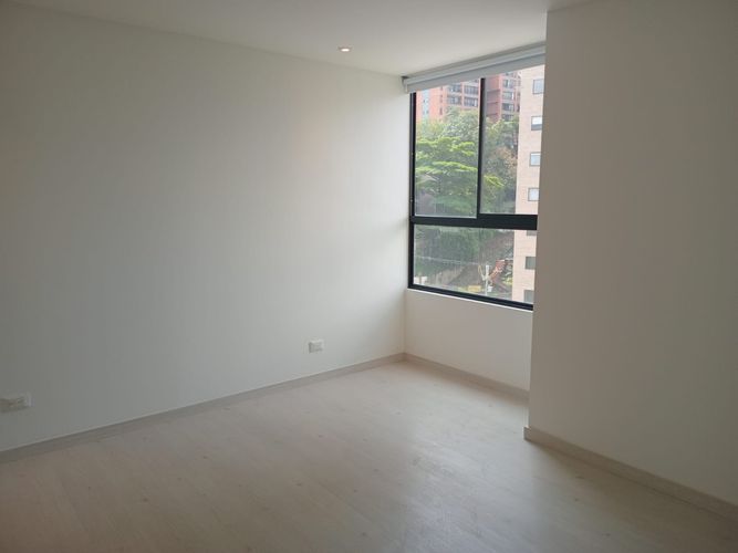Apartamento de 2 alcobas en arriendo en El Poblado, Medellín, 65 m² · foto 14 de 16