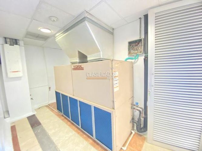 Oficina en arriendo en Menga, Cali, 1574 m² · foto 19 de 24