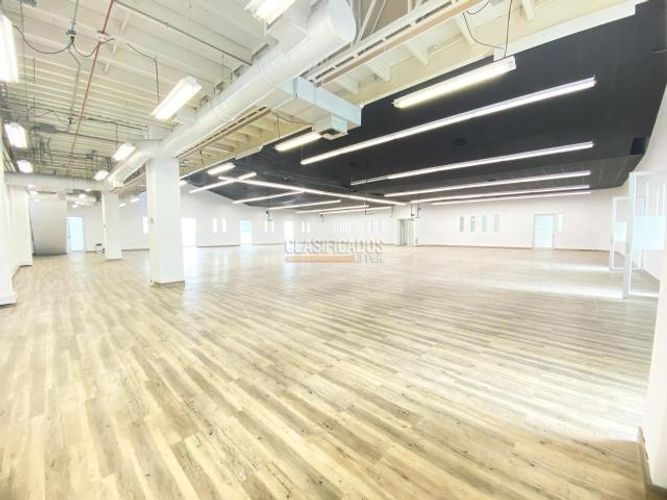 Oficina en arriendo en Menga, Cali, 1574 m² · foto 20 de 24