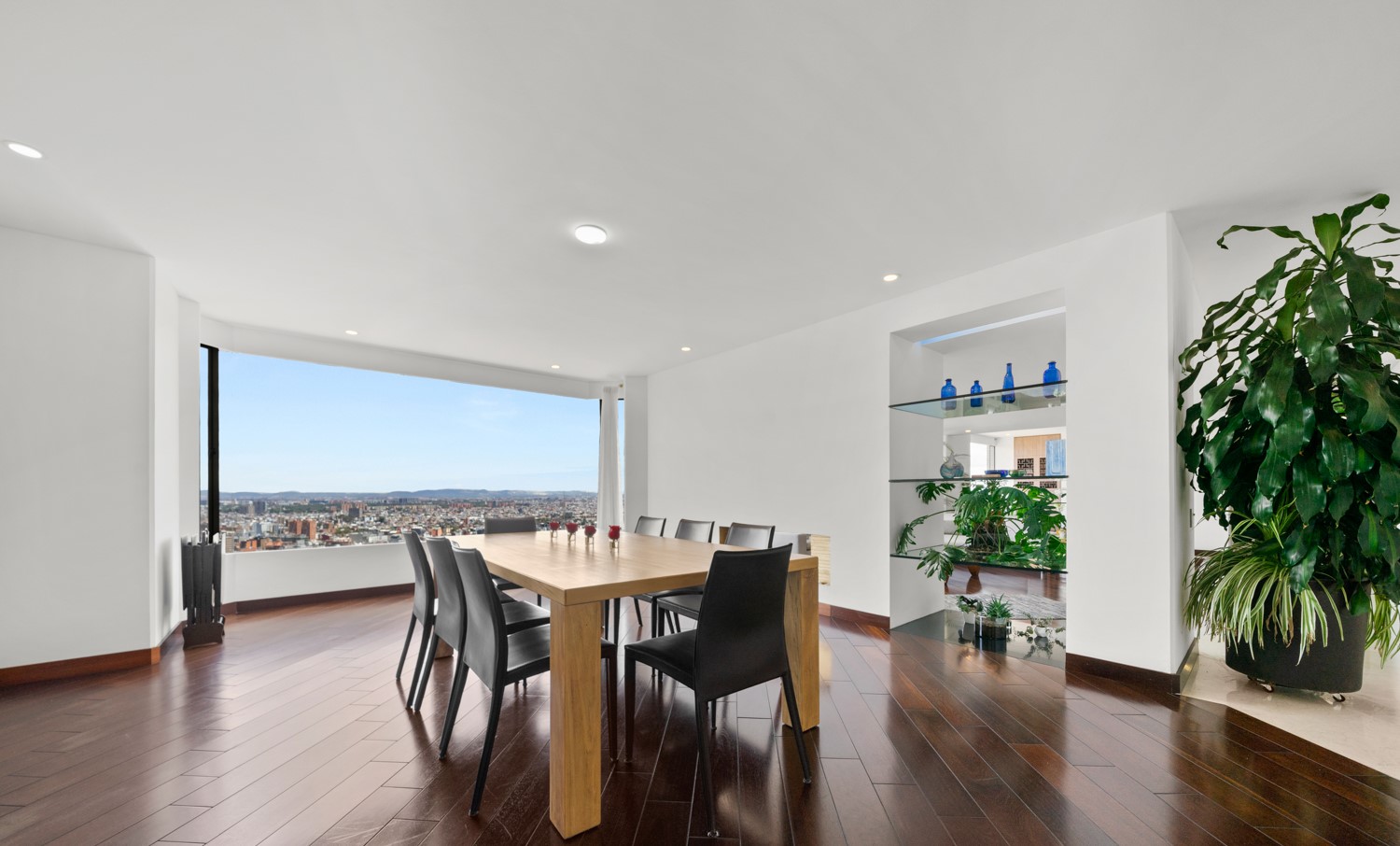 Apartamento en venta en El Refugio, Bogotá · foto 8 de 22