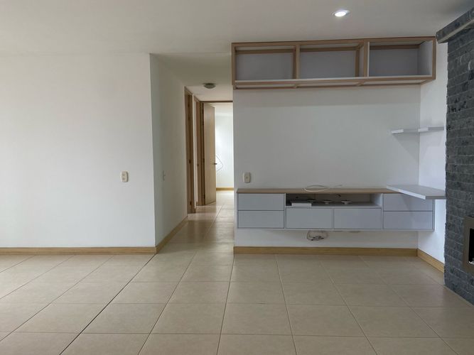 Apartamento de 3 alcobas en arriendo en San Jose, Sabaneta, 80 m² · foto 3 de 19