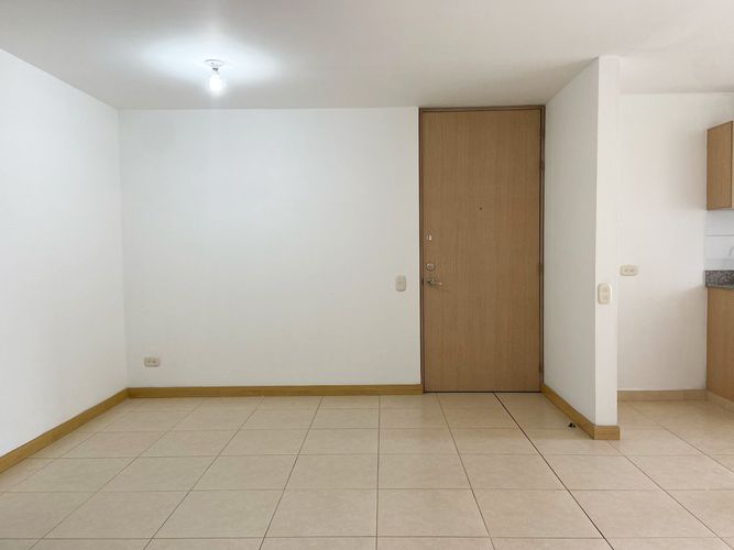 Apartamento de 3 alcobas en arriendo en San Jose, Sabaneta, 80 m² · foto 4 de 19
