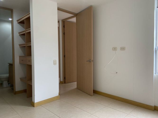 Apartamento de 3 alcobas en arriendo en San Jose, Sabaneta, 80 m² · foto 9 de 19