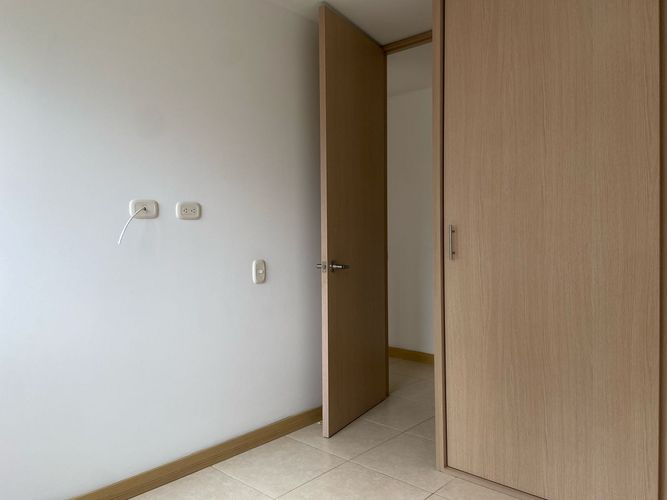 Apartamento de 3 alcobas en arriendo en San Jose, Sabaneta, 80 m² · foto 15 de 19