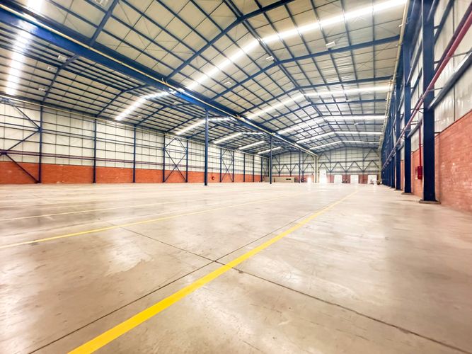 Bodega en arriendo en Acopi, Yumbo, 3300 m² · foto 9 de 17