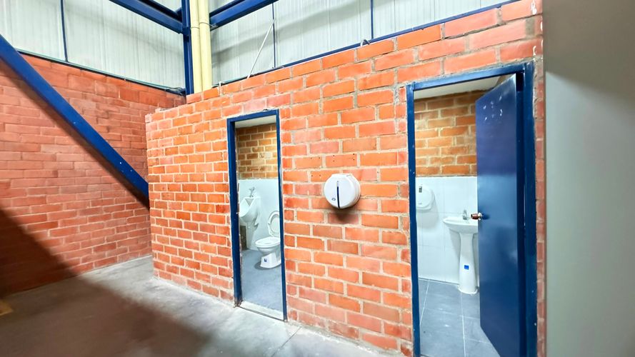 Bodega en arriendo en Acopi, Yumbo, 3300 m² · foto 14 de 17