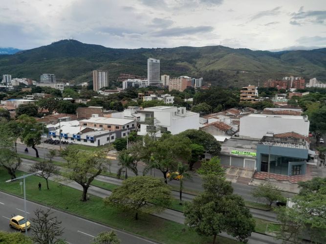 Apartamento de 3 alcobas en venta en Prados Del Norte, Yumbo, 130 m² · foto 7 de 17