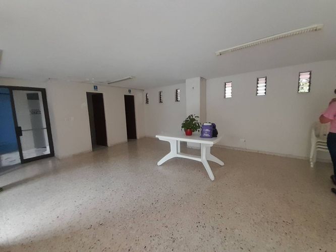 Apartamento de 3 alcobas en venta en Prados Del Norte, Yumbo, 130 m² · foto 12 de 17