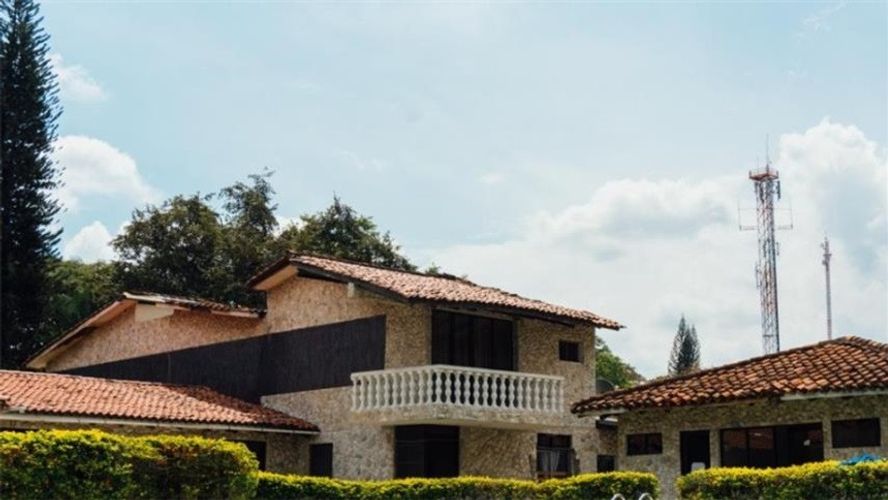 Lote en venta en Pance, Cali, 3148 m² · foto 2 de 7