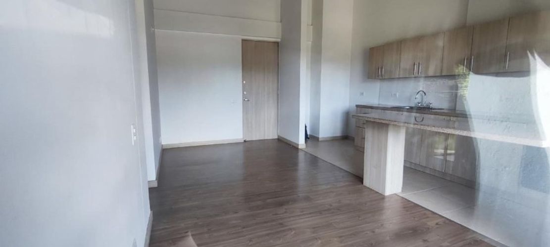 Apartamento de 3 alcobas en venta en Pantanillo, El Retiro, 70 m² · foto 3 de 21