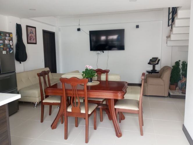 Casa de 4 alcobas en venta en Fontibon, Rionegro, 220 m² · foto 6 de 24