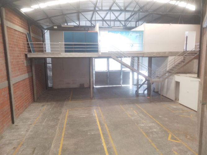Bodega en arriendo en Caqueta, La Estrella, 565 m² · foto 4 de 24