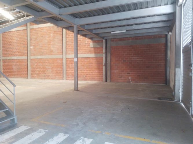 Bodega en arriendo en Caqueta, La Estrella, 565 m² · foto 14 de 24