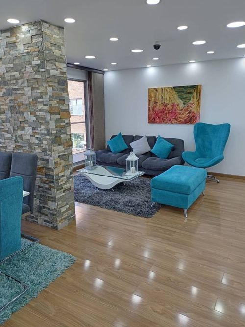 Apartamento de 3 alcobas en venta en Club De Los Lagartos, Bogotá, 131 m² · foto 4 de 16