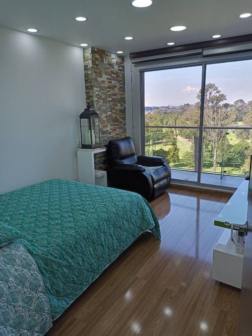 Apartamento de 3 alcobas en venta en Club De Los Lagartos, Bogotá, 131 m² · foto 11 de 16