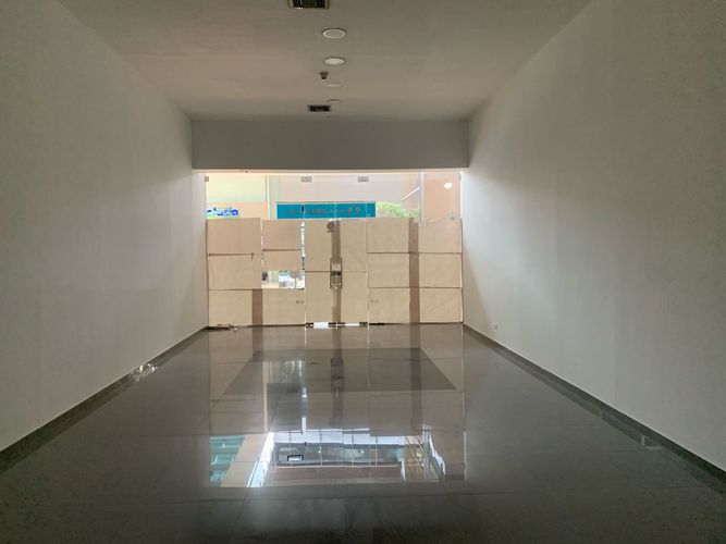 Local en arriendo en El Poblado, Medellín, 57 m² · foto 2 de 5