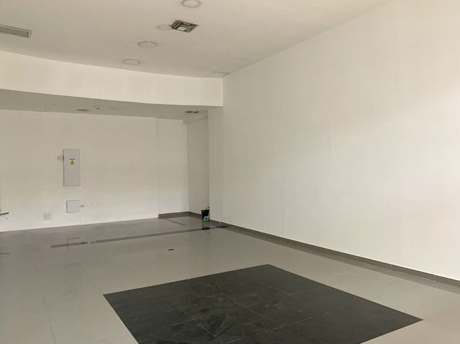 Local en arriendo en El Poblado, Medellín, 57 m² · foto 3 de 5