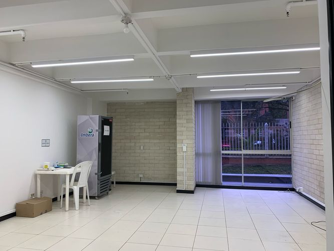 Oficina en arriendo en Villa Santa Teresa, Envigado, 43 m² · foto 2 de 8