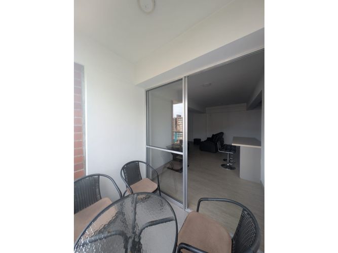Apartamento de 3 alcobas en venta en Zona Rural, Itagüí, 72 m² · foto 2 de 7