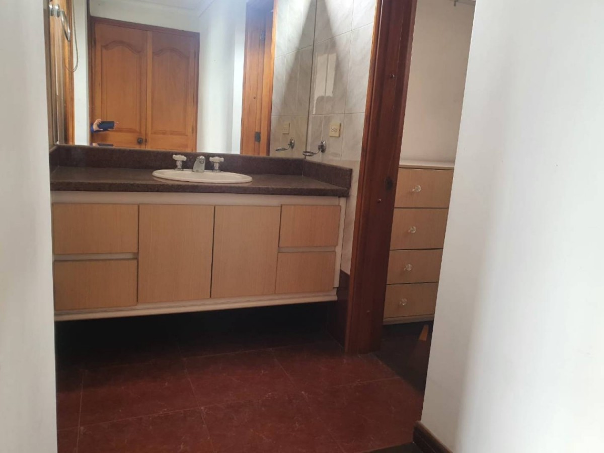 Apartamento en venta en Castropol, Medellín · foto 4 de 15