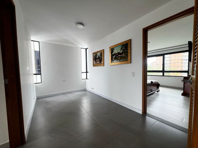 Apartamento de 3 alcobas en arriendo en El Poblado, Medellín, 150 m² · foto 8 de 15