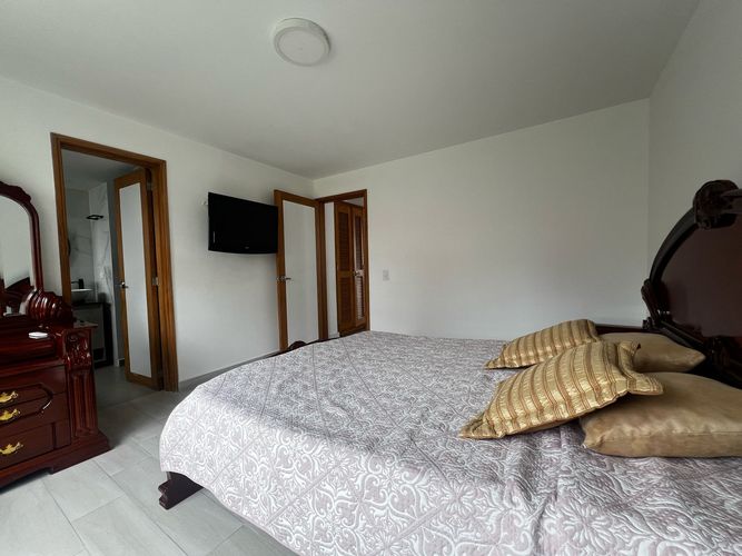 Apartamento de 3 alcobas en arriendo en El Poblado, Medellín, 150 m² · foto 9 de 15