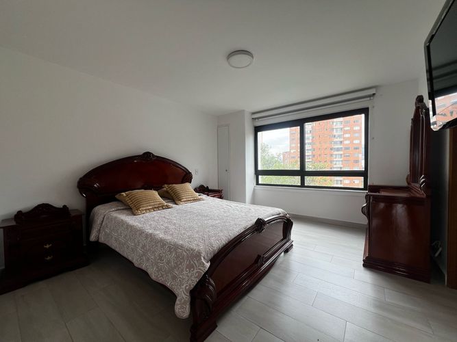 Apartamento de 3 alcobas en arriendo en El Poblado, Medellín, 150 m² · foto 10 de 15