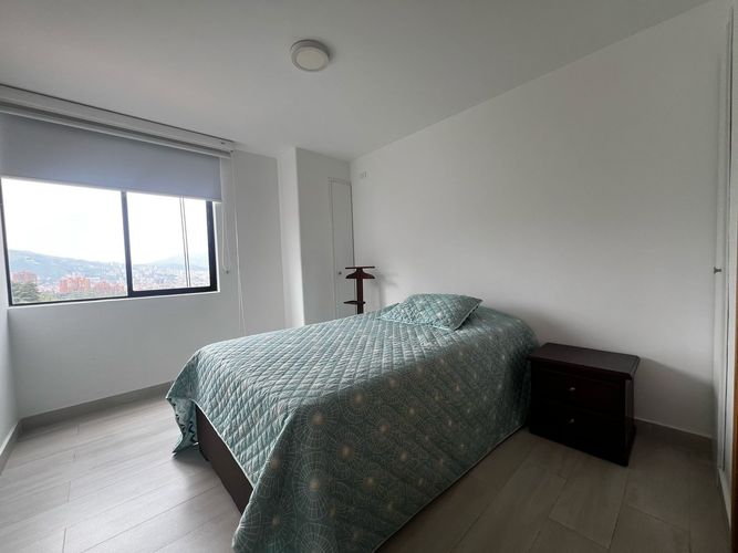 Apartamento de 3 alcobas en arriendo en El Poblado, Medellín, 150 m² · foto 11 de 15