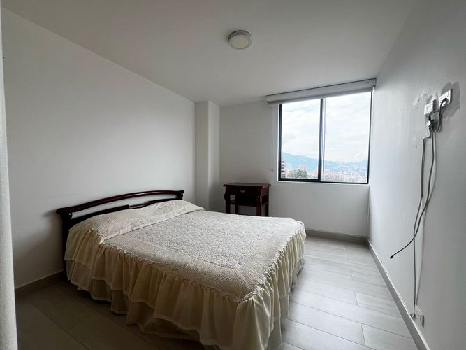 Apartamento de 3 alcobas en arriendo en El Poblado, Medellín, 150 m² · foto 12 de 15