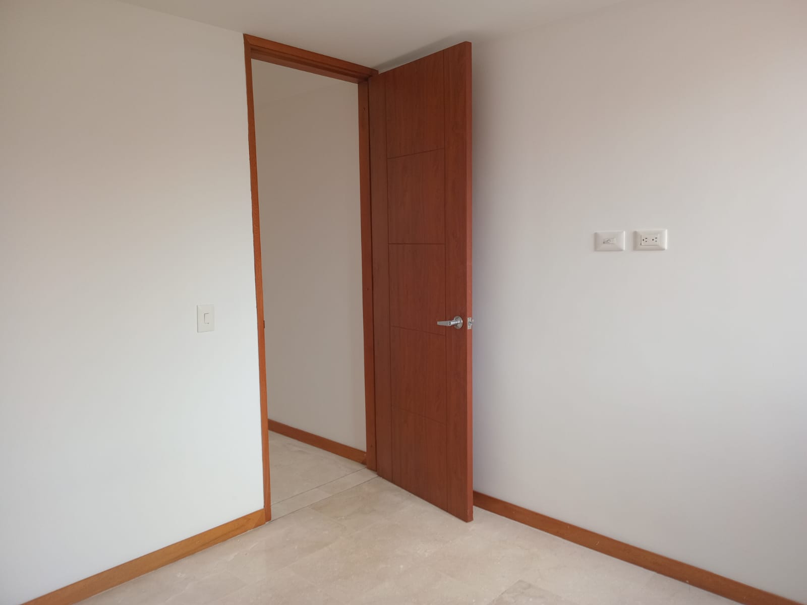 Apartamento en arriendo en Laureles, Medellín · foto 5 de 19