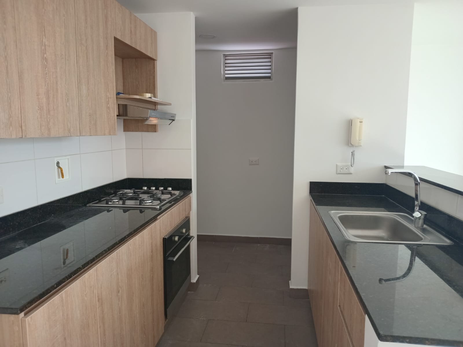 Apartamento en arriendo en Laureles, Medellín · foto 6 de 19
