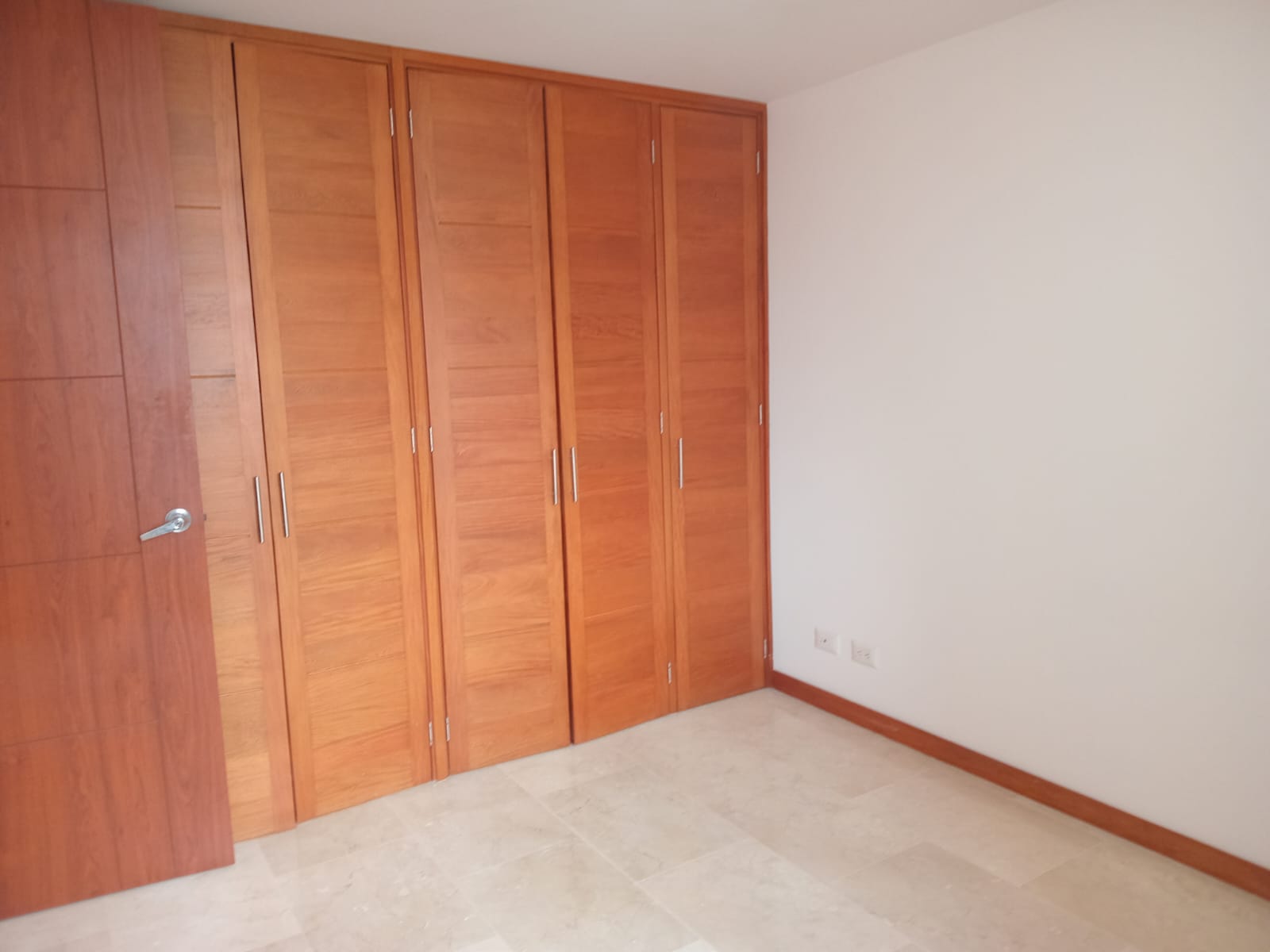Apartamento en arriendo en Laureles, Medellín · foto 13 de 19