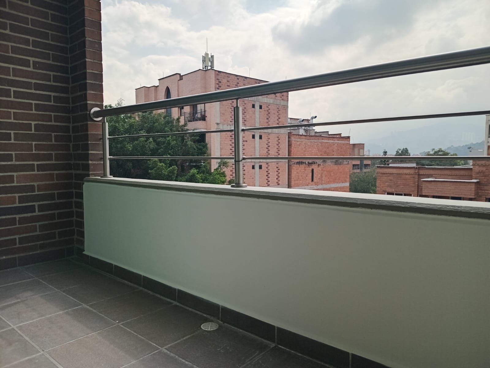 Apartamento en arriendo en Laureles, Medellín · foto 19 de 19
