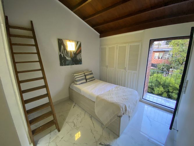 Apartamento de 3 alcobas en arriendo en El Poblado, Medellín, 68 m² · foto 7 de 12