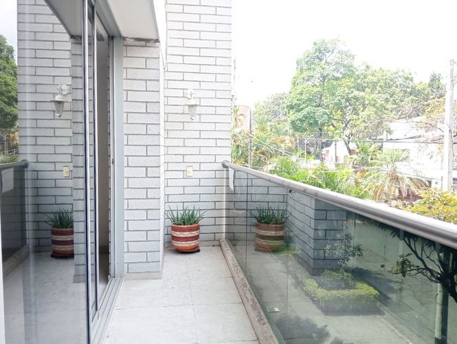 Apartamento de 4 alcobas en venta en Laureles, Medellín, 160 m² · foto 20 de 20