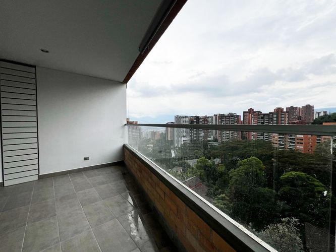 Apartamento de 2 alcobas en arriendo en Cumbres, Envigado, 84 m² · foto 15 de 16