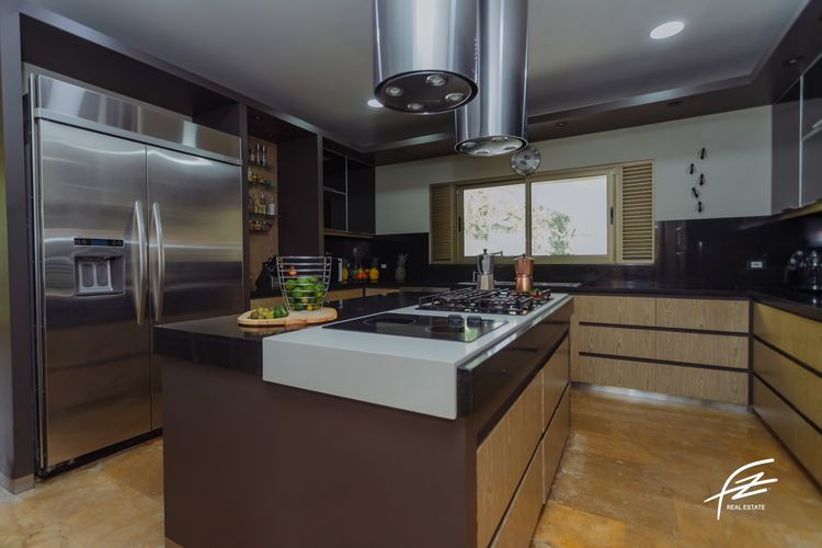 Casa de 5 alcobas en venta en Vía Las Palmas, Envigado, 890 m² · foto 2 de 20
