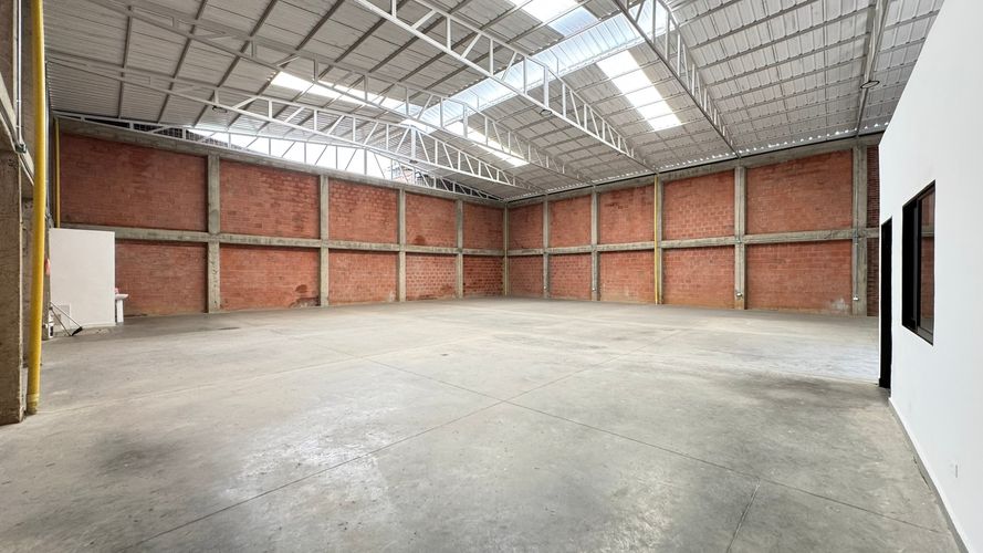 Bodega en arriendo en Guayaquil, Cali, 456 m² · foto 8 de 15
