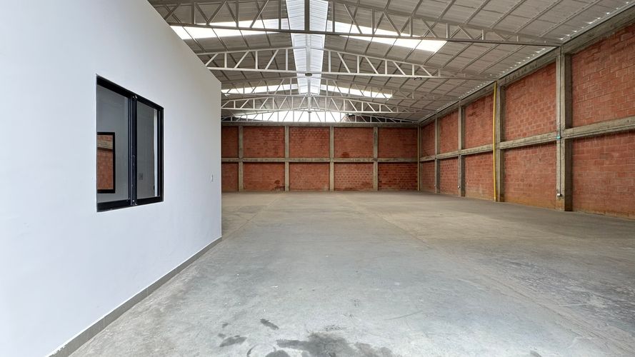 Bodega en arriendo en Guayaquil, Cali, 456 m² · foto 9 de 15