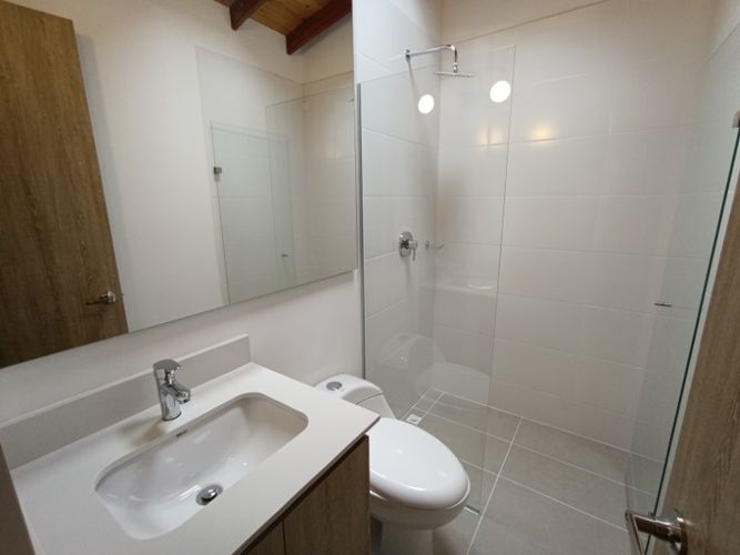 Casa de 3 alcobas en venta en El Tambo, La Ceja, 138 m² · foto 12 de 17