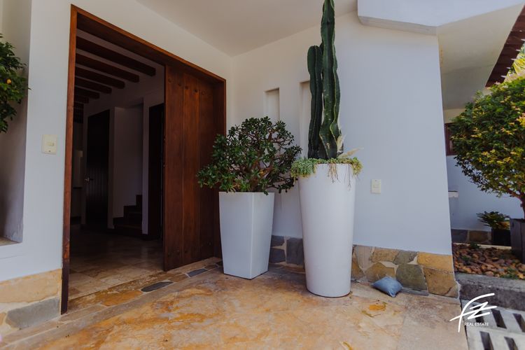 Casa de 3 alcobas en venta en Las Palmas, Envigado, 240 m² · foto 9 de 17