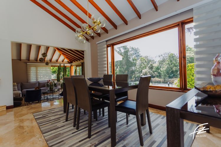 Casa de 3 alcobas en venta en Las Palmas, Envigado, 240 m² · foto 14 de 17