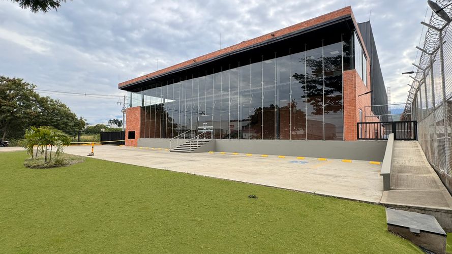 Local en arriendo en Sameco, Yumbo, 569 m² · foto 3 de 24