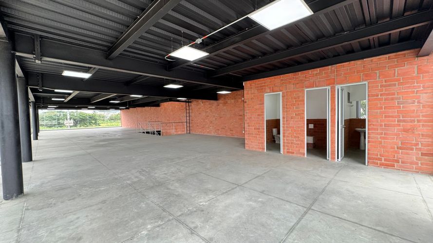 Local en arriendo en Sameco, Yumbo, 569 m² · foto 14 de 24