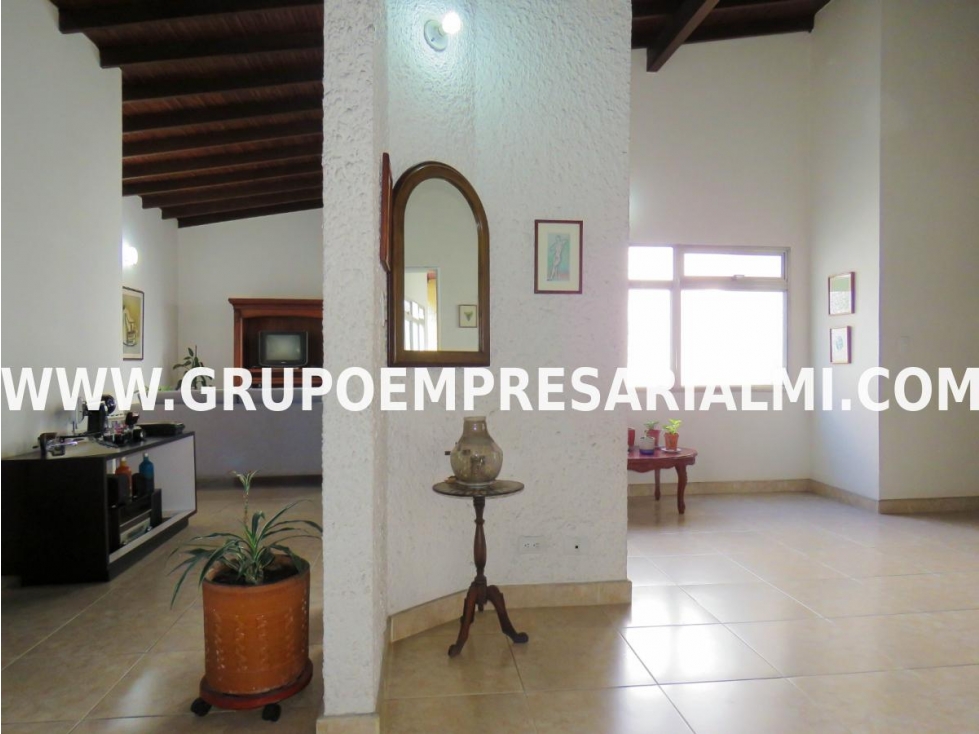 Apartaestudio for sale in Villa hermosa, Medellín 4