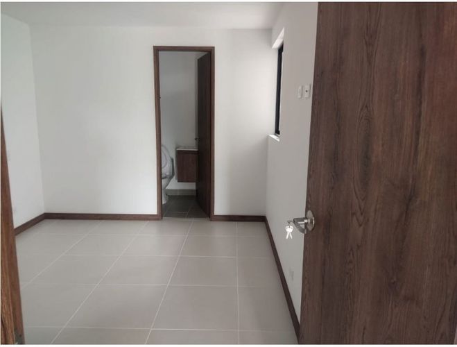 Casa de 3 alcobas en venta en Llano Grande, Rionegro, 160 m² · foto 5 de 16