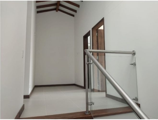 Casa de 3 alcobas en venta en Llano Grande, Rionegro, 160 m² · foto 9 de 16